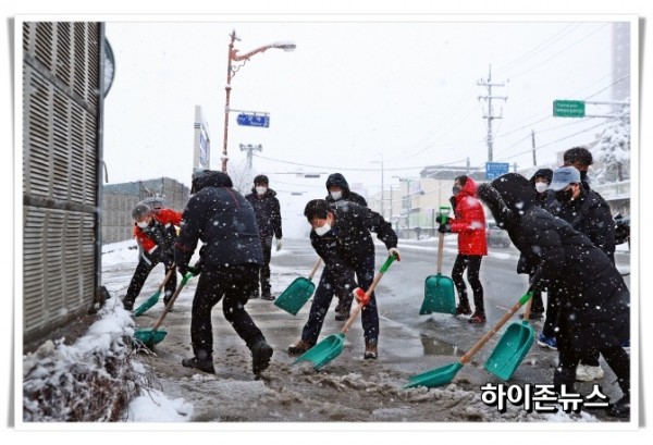 rehihi2022.3.19.제설작업 (1).JPG
