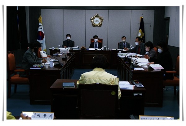 ahihi제266회 제6차 예산결산특별위원회.JPG