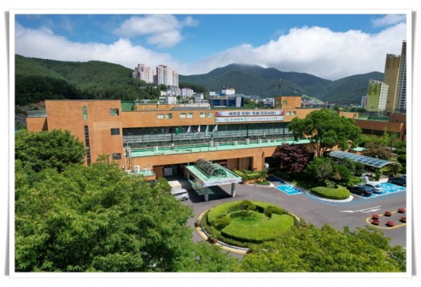 gwre3. 시청전경(큰사랑반지운동 모금 행사) (1).JPG
