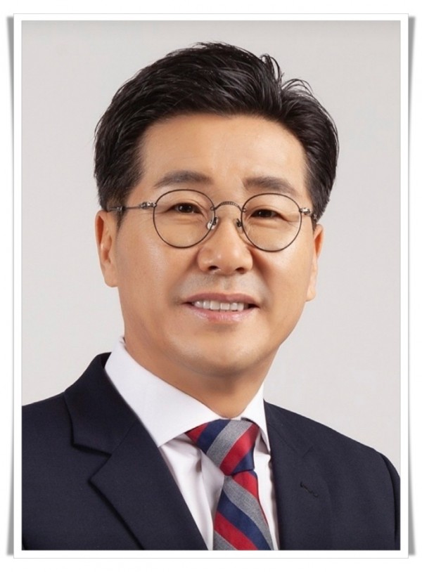 higw최성현.jpg