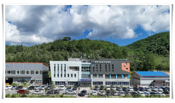 rehi1. 태백시, 농업경영의 새로운 활력소 외국인 계절근로자 본격 운영.jpg