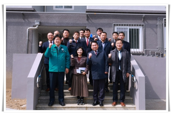 hi111. 신경호 강원특별자치도교육감 태백 방문.jpg